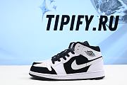 Air Jordan 1 Mid White Black 554724-113 - 4