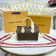 Louis Vuitton Speedy Bandouliere 20 Monogram Fuchsia M45948 - 2