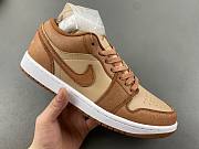 Air Jordan 1 Low SE Legend Coffee  FJ3453-200 - 5