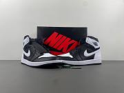 Air Jordan 1 Retro High OG Black White  DZ5485-010 - 3