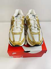 Nike Zoom Vomero 5 Metallic Gold (Women) HF7723-001 - 6