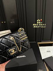 Chanel Mini Flap Bag 2021 Black 20cm x 12cm - 5