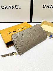 LV Zippy Wallet Turtledove Monogram Empreinte Beige 19cm x 10cm  - 6