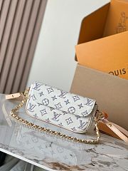 Louis Vuitton Wallet on Chain Ivy M83499 22cm x 12cm - 6