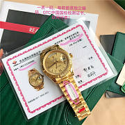 Rolex Day-Date 40mm Yellow Gold Champagne - 2