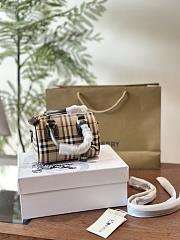 Burberry Ered\N\Nmini Checkered Bowling Bag 20cm  - 5