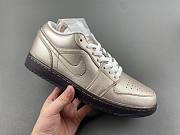 Air Jordan 1 Low SE Metallic Zinc  HQ3529-099 - 3