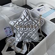 Chanel Silver Star Handbag 22.5 × 22.5 × 6 cm - 6