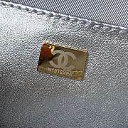 Chanel Silver Star Handbag 22.5 × 22.5 × 6 cm - 2