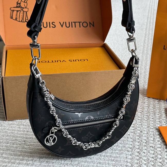 Louis Vuitton Loop Black bag M11267 24cm ×22cm - 1