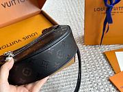 Louis Vuitton Loop Black bag M11267 24cm ×22cm - 4