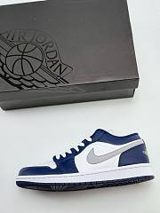 Air Jordan 1 Low Wolf Gray Midnight Navy 553558-141 - 2