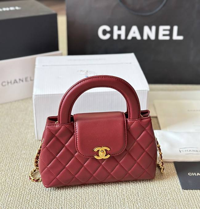 Chanel Kelly 2023 Bag Red 19cm x 13cm x 7 cm - 1