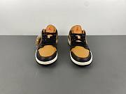 Air Jordan 1 Low SE Flax Baroque Brown  HQ3603-201 - 5