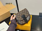 Louis Vuitton Montsouris Messenger PM M47060 20cm x 16cm - 2