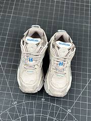 Balenciaga Runner Sneaker in Taupe/blue 772767W3RNY2240 - 3