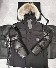 Canada Goose Global Limited Expedition Down Jacket - 5