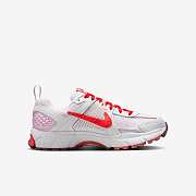 Nike Zoom Vomero 5 GS 