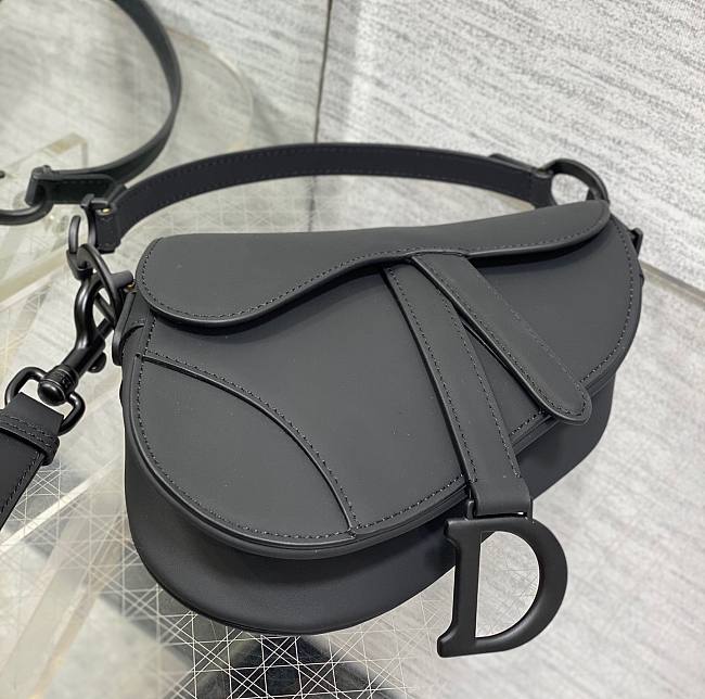 Dior Ultramatte Black Calfskin Mini Saddle Bag 19 x 15 x 6 cm - 1