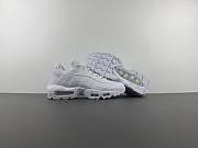 Nike Air Max 95 Essential White Grey Fog  CT1268-100 - 3