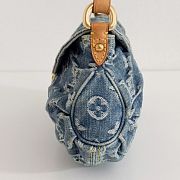 LOUIS VUITTON Denim Mini Pleaty Shoulder Bag 25cm x 17cm x 5 cm  - 4