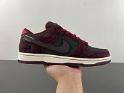 Nike SB Dunk Low Riot Skateshop FZ1289-200 - 4