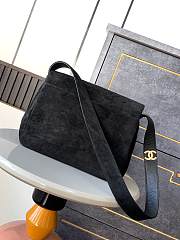 CHANEL Suede Coco Handle Bag 28cm x 12.5cm x 24cm - 2