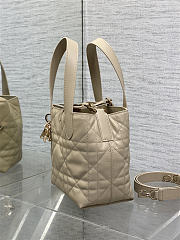 Small Dior Toujours Vertical Tote Bag Powder Beige Macrocannage Calfskin 18cm x 18cm x 12 cm - 6