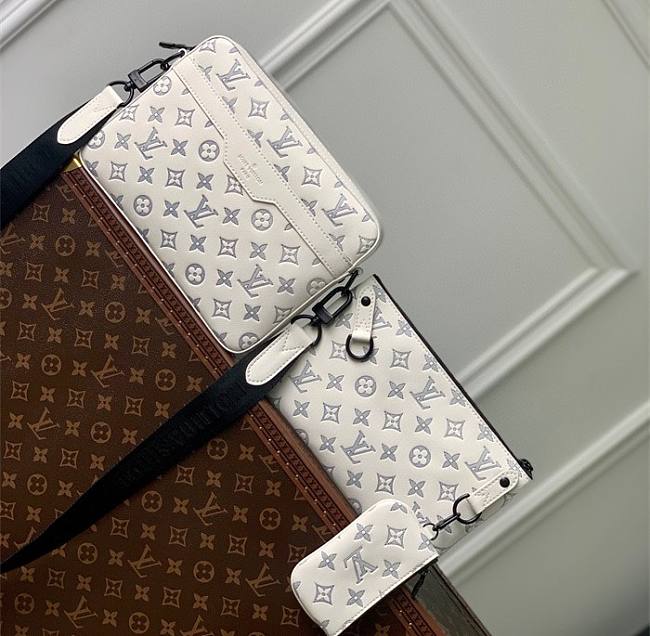 Louis vuitton Trio Messenger Bag White M24754 25cm x 18cm x 7 cm - 1