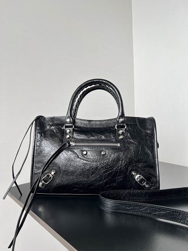 Balenciaga Le City Small Bag In Black Arena Lambskin Shiny Silver Hardware Black 29.9*19.1*9.9cm - 1