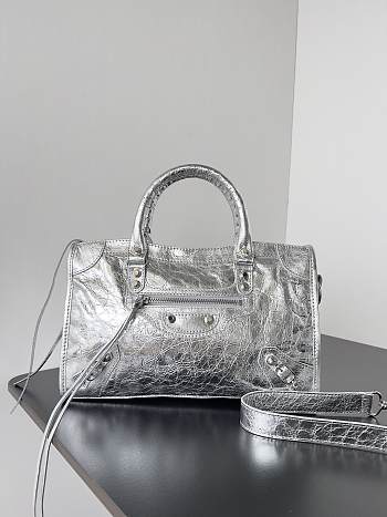 Balenciaga Le City Small Bag In Silver Arena Lambskin Shiny Silver Hardware Black 29.9*19.1*9.9cm