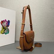 Prada small leather shoulder brown color bag 22x17x5.5cm - 3
