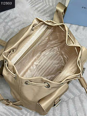 Prada Small logo-plaque Backpack 23.5x28x12cm - 6