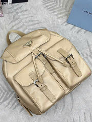 Prada Small logo-plaque Backpack 23.5x28x12cm - 4