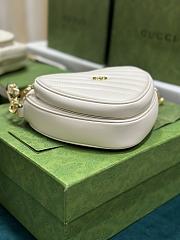 Gucci Interlocking G Mini Heart Shoulder Bag White 20x17.5x6.5cm - 3