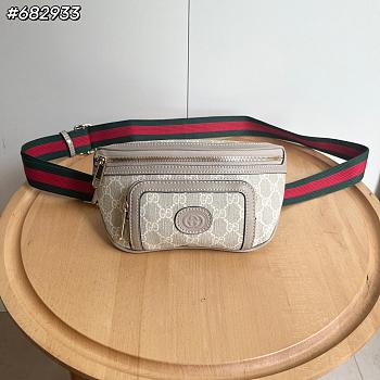 Gucci Belt Bag with Interlocking G Beige and White 24*13*5cm