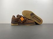  Louis Vuitton trainer sneaker 1AH635 - Brown color - 4