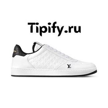 Louis Vuitton Rivoli Sneaker white color 1ADGNZ