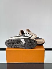 Louis Vuitton LV Trainer Brown1AHTFN - 2