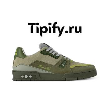 Louis Vuitton Trainers green color 1AHTGB