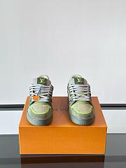 Louis Vuitton Trainers green color 1AHTGB - 5