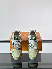 Louis Vuitton Trainers green color 1AHTGB - 4