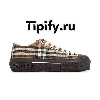 Burberry Vintage Check Jack ‘Brown’ 8060387