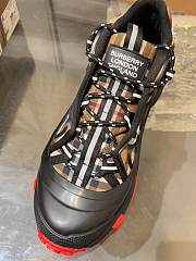 Burberry Arthur Vintage Check Cotton Birch Brown Black Red 80608591 - 6