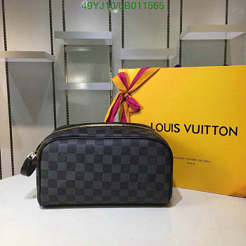 Louis Vuitton Dopp Kit Toilet Pouch Damier Graphite Canvas 28x15x16.5cm