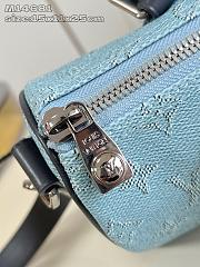 Louis Vuitton Keepall Bandoulière 25 Blue color 25x15x11cm - 5