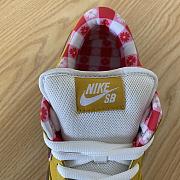Nike SB Dunk Low Yellow Lobster 313170-137566 - 3