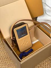 Louis Vuitton Music Player Wearable Wallet Monogram 18.5x4.5x10.5cm - 1