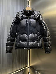 Moncler Solander Batman Down Jacket Black FW24 - tipify.ru